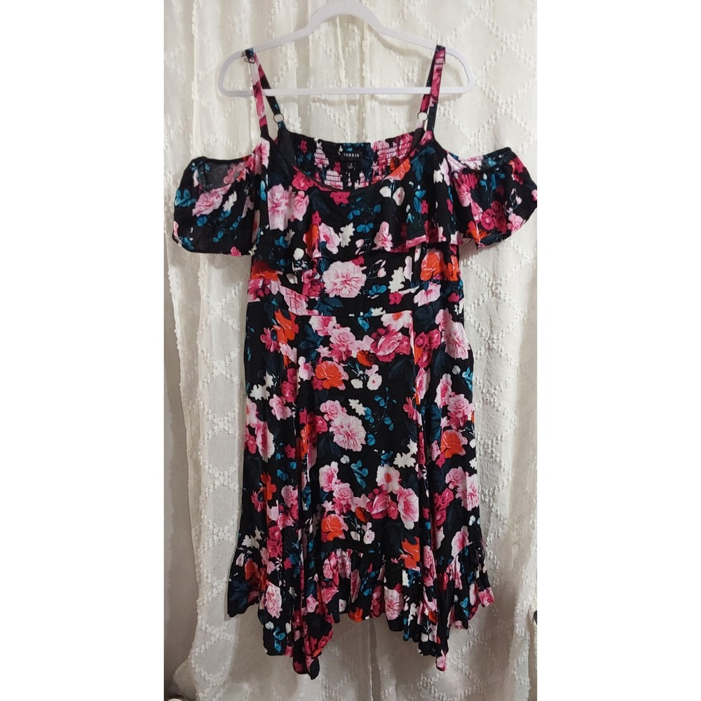 Torrid Floral Cold Shoulder Ruffle Dress Black Pink Blue Plus Size 2 2X Smocked